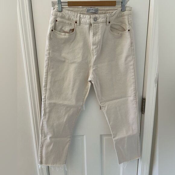 Primark Ivory Denim High Rise Jeans Cropped Raw Hem - Size 12 - Picture 1 of 8